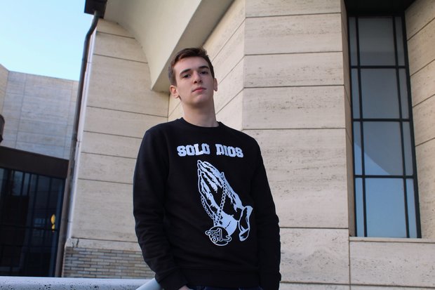 Solo Dios sweater black